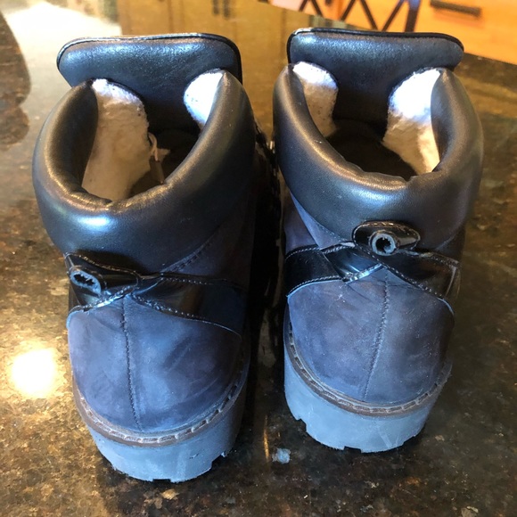 Ganni lined “winter Hiking” boots. 11” long. Listed size 39. Fits size 8-9 - Picture 8 of 12
